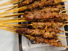 -亨利烧烤(理想山店)