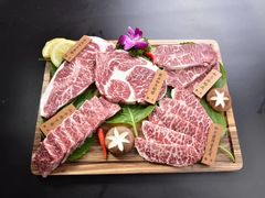 -臻牛烤肉