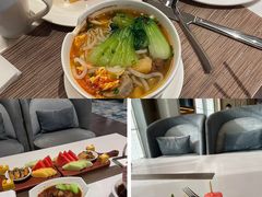 -深圳国际会展中心希尔顿酒店(前海华发冰雪世界店)
