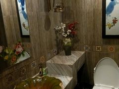 -宝丽金大酒店·洗浴中心