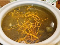 -杨记山珍鸡煲菌汤锅