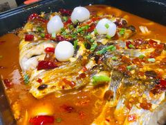 荔枝香辣味烤鱼-坂上烧铁板鮰鱼(和谐广场店)