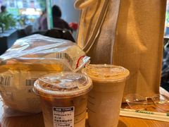 -星巴克臻选(南京金茂览秀城店)