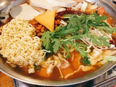 部队火锅-富乐满韩国正宗炸鸡韩国料理(虹泉路店)