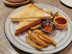 葡國直送沙甸魚芝士脆三文治-亚苏尔 澳门菜(元朗店)