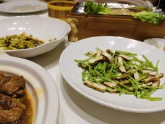 -梅花香里大酒店(郁金香路店)