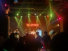 -TZ House音乐现场(茅台店)