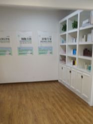 -苗苗清肤皮肤护理中心