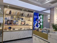 -世纪大明眼镜·林德伯格·蔡司官方授权店(武昌旗舰店)