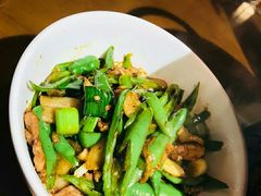 青椒炒肉-爷爷的土钵菜(街道口店)