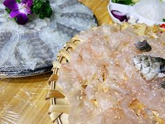 -官塘陈记鱼生·潮汕砂锅粥·牛肉火锅(潮枫路总店)