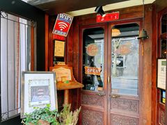 门面-古董花园(思南路42弄小区店)