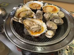 -围炉肉舍•炭烤活鳗•丹东海鲜烤肉(步行街店)