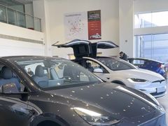 -TESLA 特斯拉(北京南四环中路特斯拉中心)