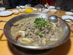 -大众跷脚牛肉馆·非遗传承单位(峨眉山店)