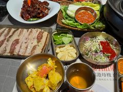 -草家酱蟹炭火烤肉店(珲春南路一店)
