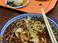 -吾穆勒蓬灰牛肉面·清真(北滨河中路店)