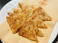 香煎牛肉饼-小财神·老派赣州菜·中华美食地标(第五大道店)