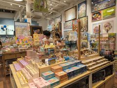 -猫的天空之城概念书店(杭州南宋御街店)