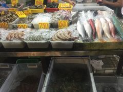 -拉威海鲜市场