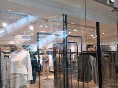 -COS(月星环球港店)