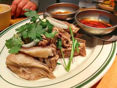 -纳鲁孜·新疆特色餐厅(上海悦荟广场店)