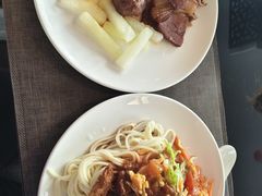 -唐拉雅秀酒店-西锦汇空中BBQ·思创餐厅