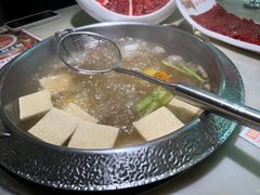 -左庭右院鲜牛肉火锅(浦江欢乐颂店)