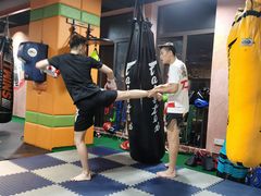 -臻元搏击格斗泰拳拳馆(港隆店)