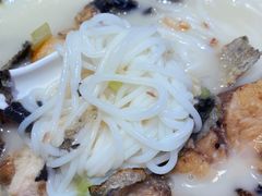 -鲜越鲜鱼粉(财富购物中心店)