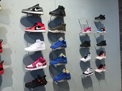 -Air Jordan(世贸天阶店)
