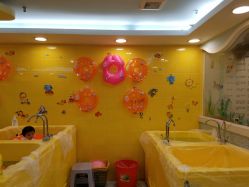 -爱婴岛·婴儿游泳馆(广州市妇幼医院店)