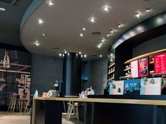 -星巴克臻选(成都来福士店)