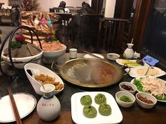 -小天鹅火锅·一线江景洪鼎旗舰店(洪崖洞店)