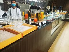 -圣丰索菲特·2 On 988 Café 自助餐厅