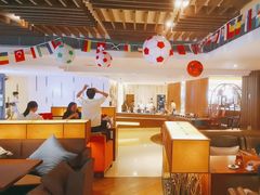 -广州中心皇冠假日酒店·汇点大堂吧