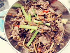 茶树菇牛肉-乌镇那一年小院主题餐厅(甘泉西路店)