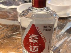 -老街烧烤大排档·地道湖北菜·龙虾馆(汉口火车站店)