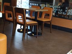 -东方既白(黄兴路大润发店)