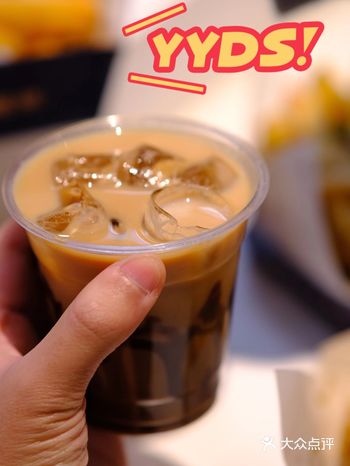 重庆也有薯条专门店啦，就在十八梯，快冲！