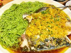 剁椒鱼头-楚山晓·湖北菜(武汉光谷K11店)