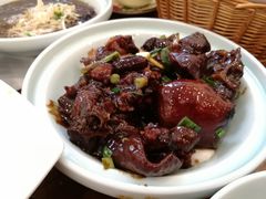 -侬佳蒸菜馆(听潮店)