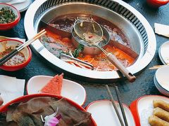 -醉董牛川派鲜肉自选火锅(烟台店)