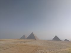 -吉萨金字塔群