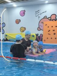 -熊小米专业儿童游泳馆
