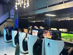 -绿树电竞(五路店)