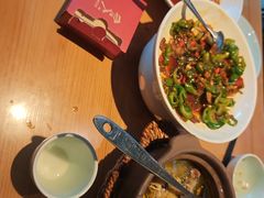 -自己人·宜昌菜(水悦城店)