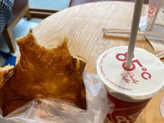 -85度C(生甜甜圈研究工坊·上海平凉店)