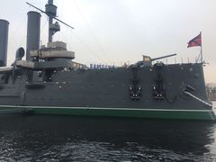 -阿芙乐尔号巡洋舰