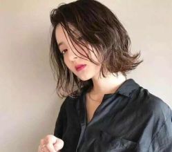 -Miracle集简美发沙龙
